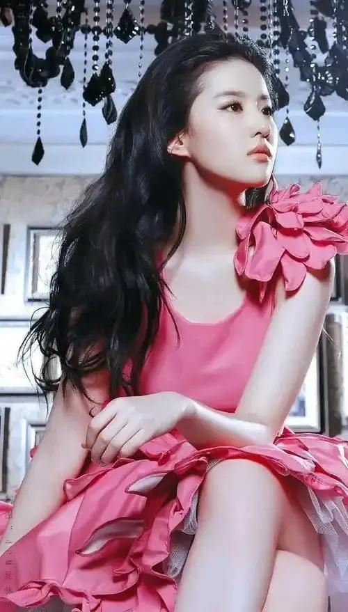 刘亦菲仙女姐姐造型来袭_小仙女刘亦菲_刘亦菲：银幕上的仙女
