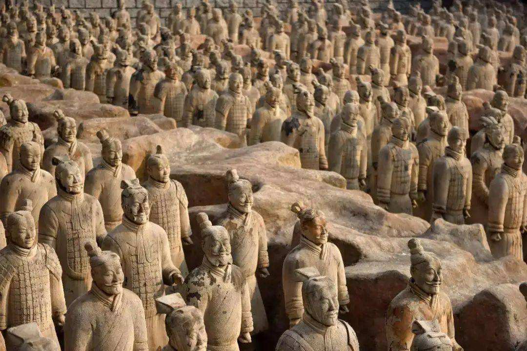 秦始皇的陵墓与兵马俑的秘密_秦始皇陵墓秘密兵马俑图片_神秘的秦始皇陵兵马俑