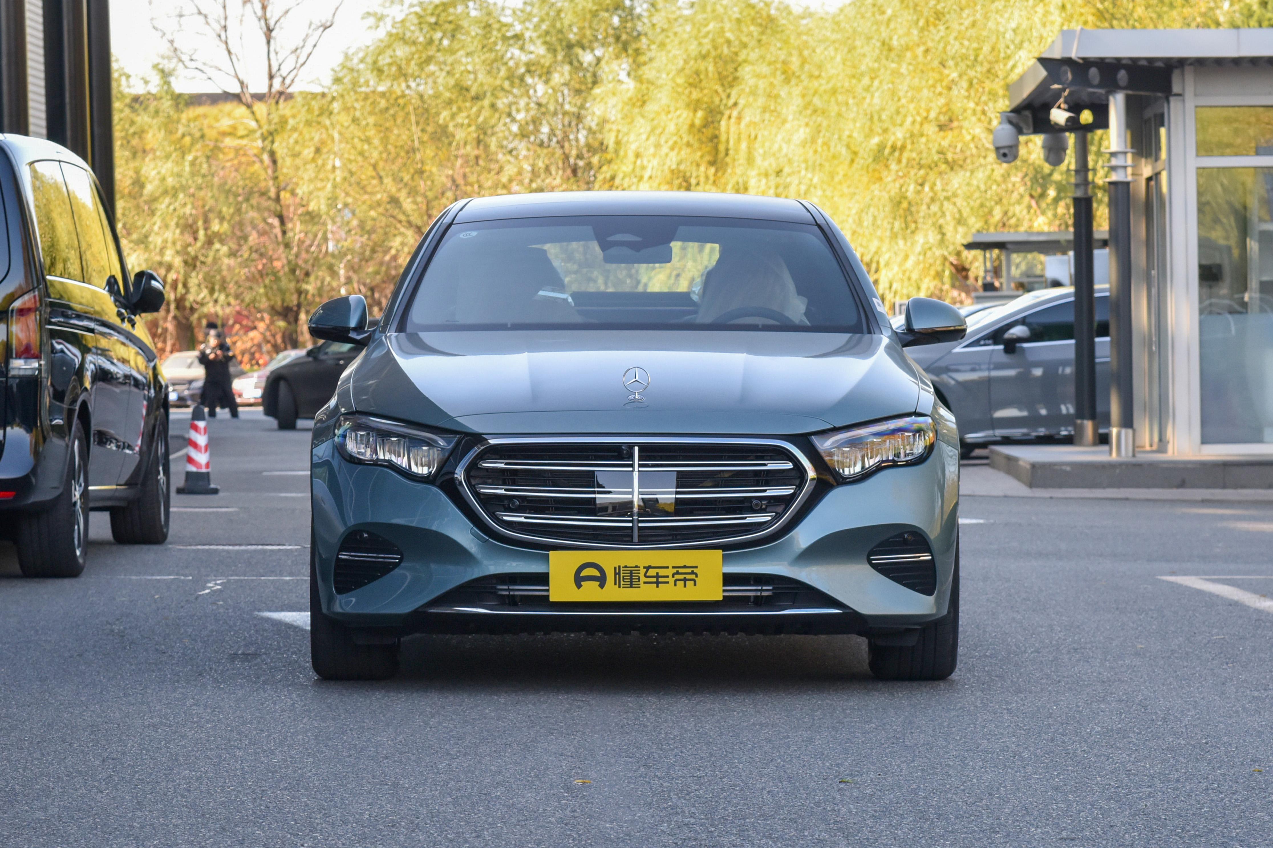 奔驰的安全性能_奔驰的安全技术与创新设计解析_奔驰的创新