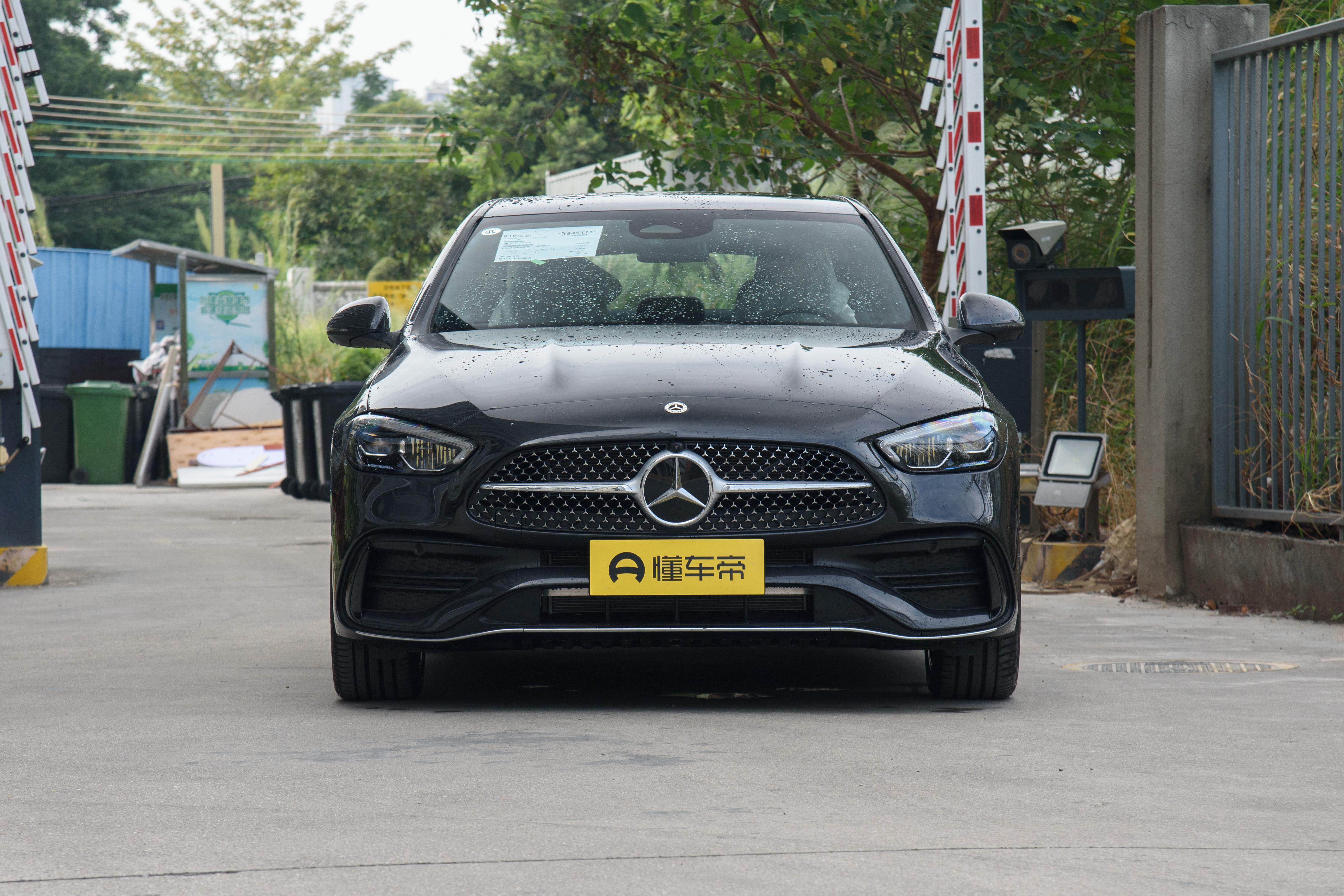 奔驰的创新_奔驰的安全性能_奔驰的安全技术与创新设计解析