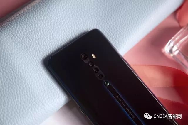 oppo拍照功能怎么用_OPPO Reno系列：拍照功能解析与评测_oppo手机的拍照功能