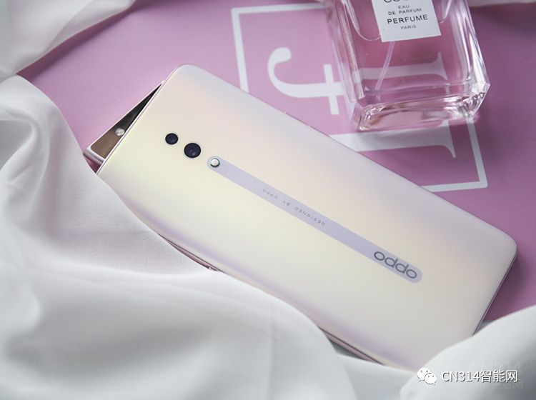 oppo手机的拍照功能_OPPO Reno系列：拍照功能解析与评测_oppo拍照功能