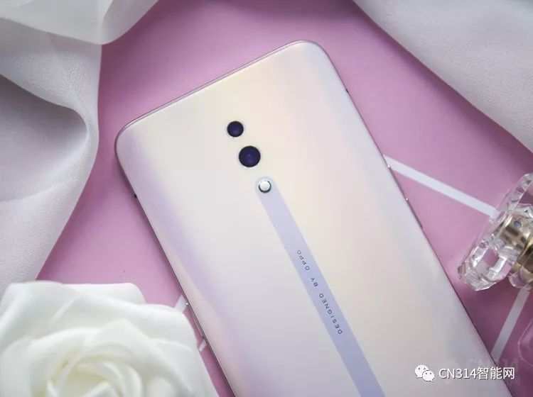 oppo手机的拍照功能_OPPO Reno系列：拍照功能解析与评测_oppo拍照功能