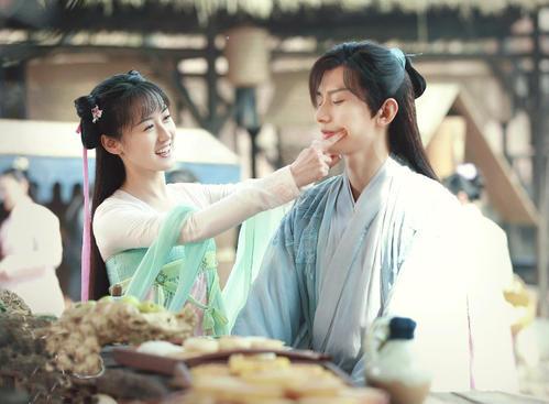 李易峰的演出早已成为经典，观众难忘_李易峰演绎经历_播放李易峰出演的