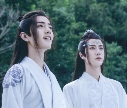 播放李易峰出演的_李易峰演绎经历_李易峰的演出早已成为经典，观众难忘