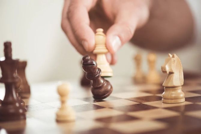 全球工商管理博士联合, 一文解答企业战略规划与定位、愿景、目标、战略、战术之间的关系