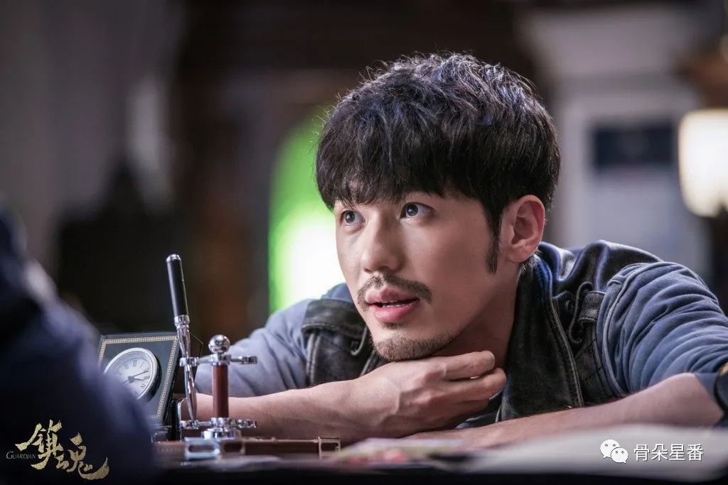 李易峰制片_李易峰电影大制作_李易峰与导演的深度合作，助力作品成功