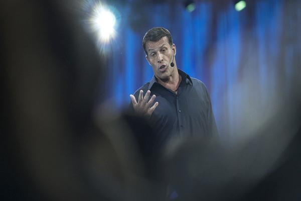 问：我现在应该买比特币吗？决定比特币是否是一项好的投资_比特币买比特币_比特币买问决定投资是否正确