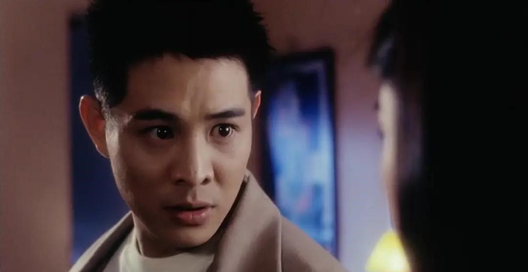 李连杰家庭幸福生活在线观看_李连杰一家四口幸福的生活_李连杰的幸福家庭生活