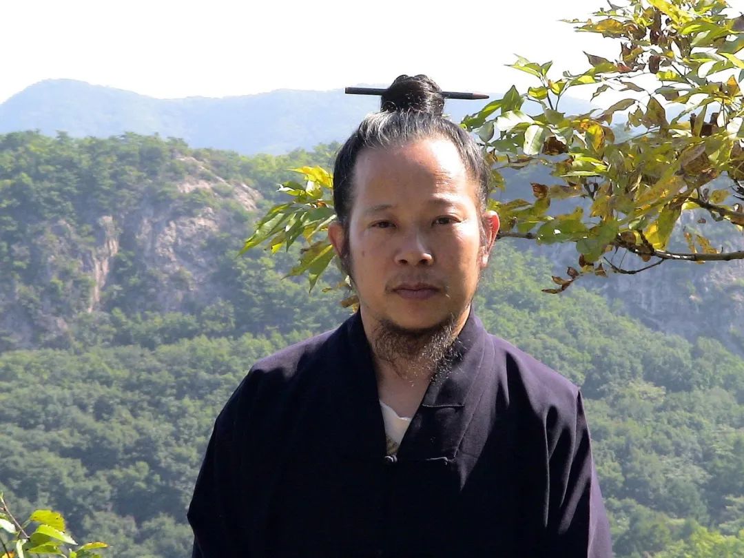冯绍峰_李易峰和冯绍峰家境_李易峰被冯绍峰警告