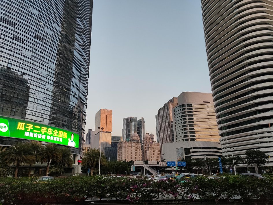 评测OPPO的摄像头：夜景与人像拍摄功能_夜景人像拍摄参数设置_夜景人像镜头